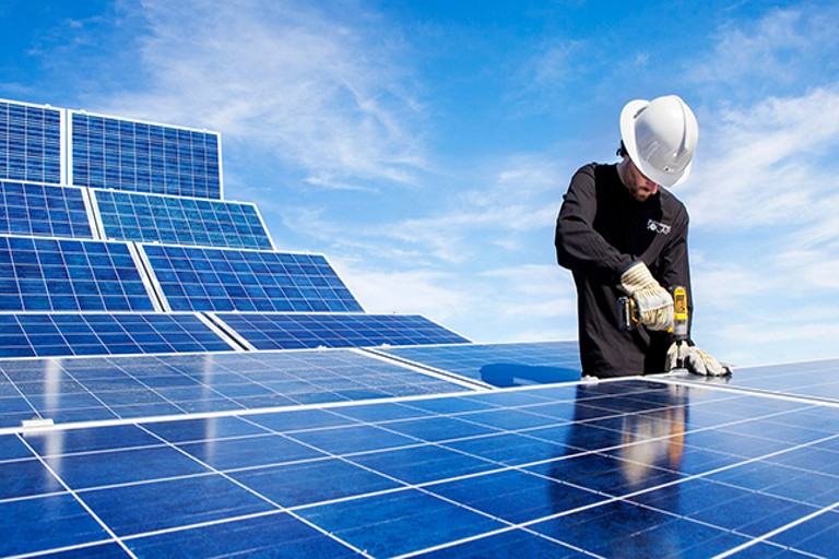 Canadian Researchers Develop Solar Material That Performs in Sub-Zero Conditions