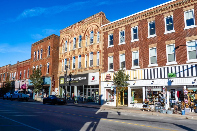 A Small Ontario Town Celebrates Its Unlikely Rise as a Filming Hotspot